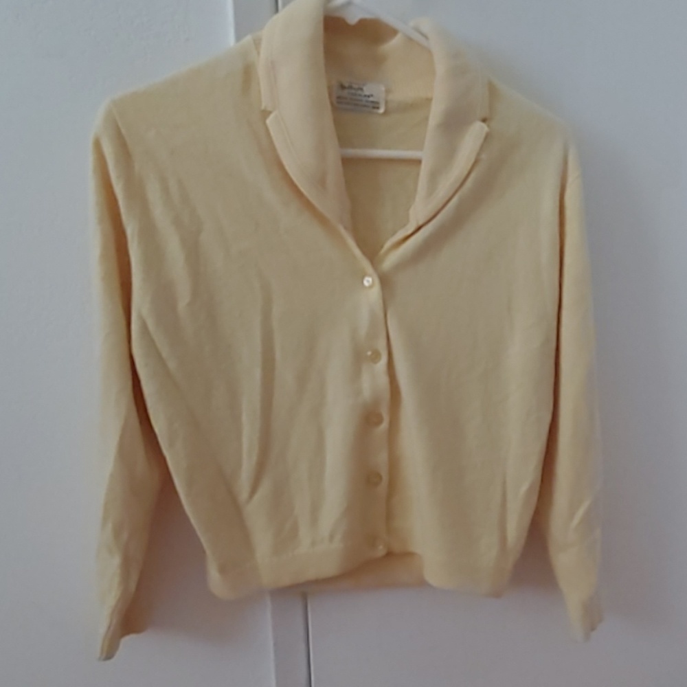 Cropped cardigan